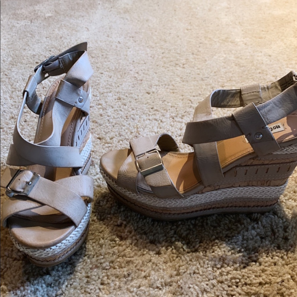 Not Rated wedges